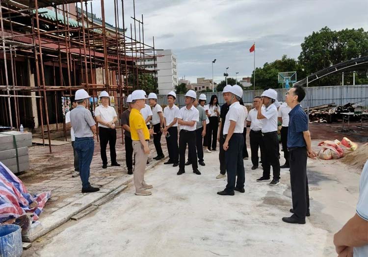 市委书记庞晓冬前往吴川学宫督导学宫大成殿修复工作